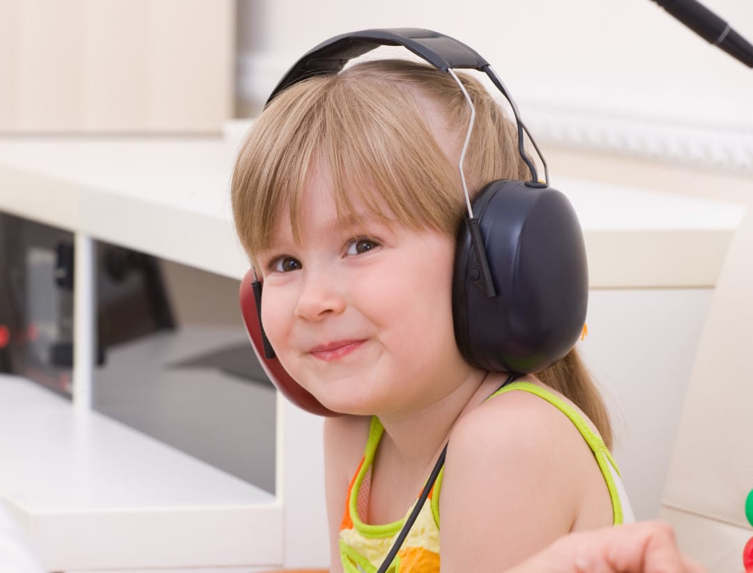 Kids Hearing Test with llittle girl