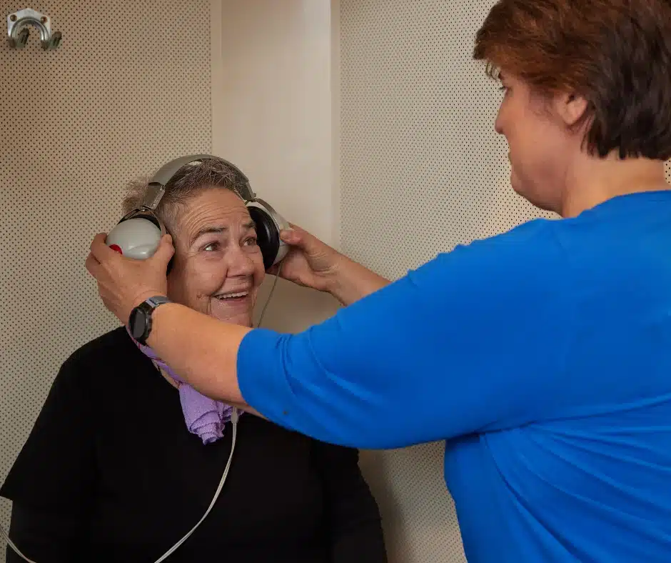 Free Hearing Test vs Diagnostic image Free Hearing Test vs Diagnostic image